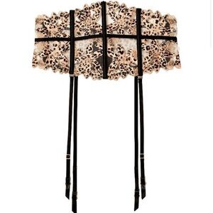 Victoria’s Secret embroidered waist Cincher (Leopard)